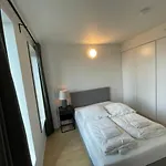 Stunning Apt With Lovely Views